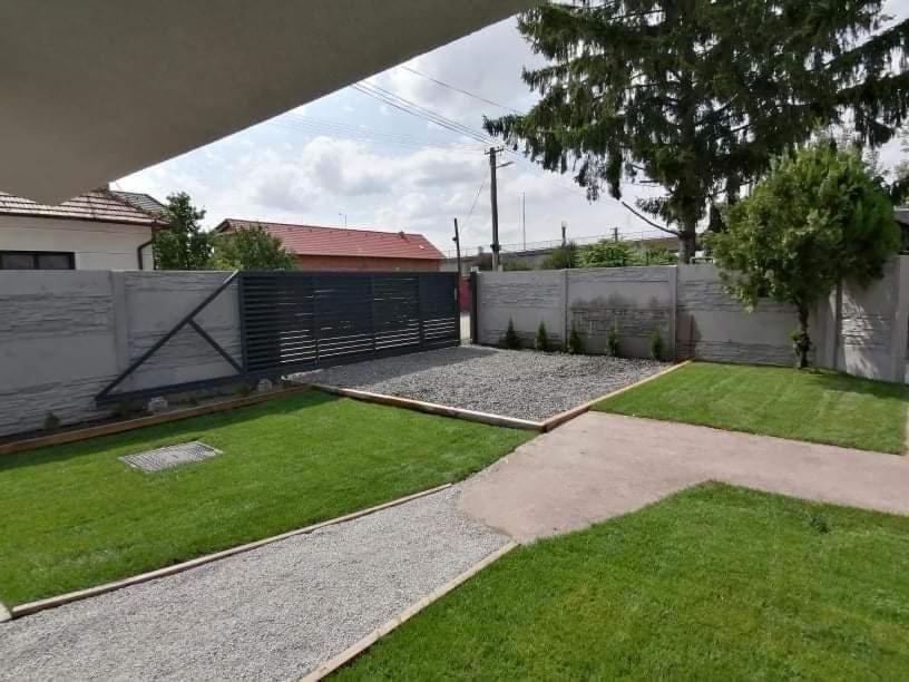 Vikendovy Dom Hlboka Villa Dunaszerdahely Kültér fotó